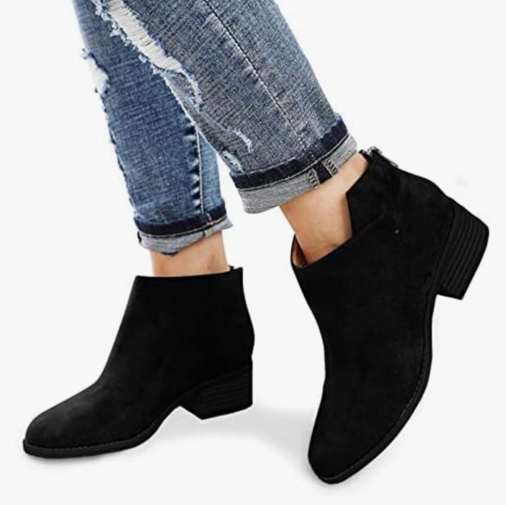 NEW Block Heel Back Zip Low Ankle Bootie (Black) - Tutorutor